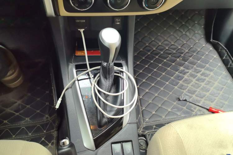 Used Toyota Levin 2017 Revised 185T CVT Elite Edition China V Standard Gear Lever