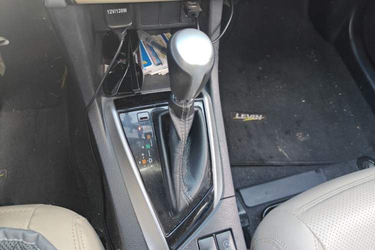 Used Toyota Levin 2017 Revised 185T CVT Elite Edition China V Standard Gear Lever