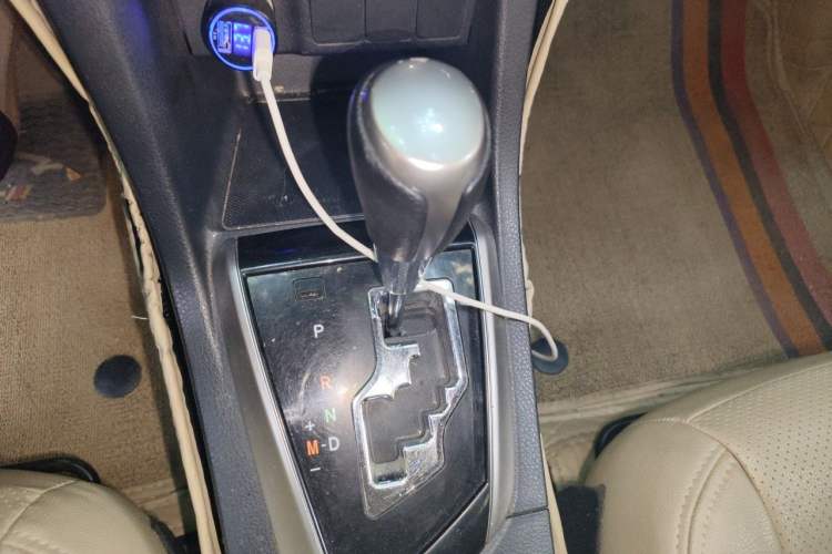Used Toyota Levin 2017 1.2T G CVT Elite Edition Gear Lever