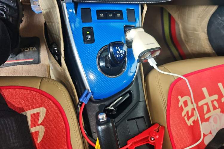 Used Toyota Levin 2017 Revised Dual-Engine 1.8H GS E-CVT Elite Sunroof Version China V Standard Gear Lever