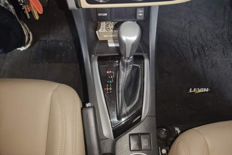 Used Toyota Levin 2017 Revised 185T CVT Elite Edition China V Standard Gear Lever