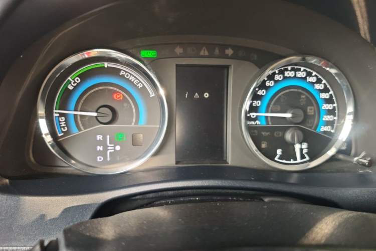 Used Toyota Levin 2017 Revised Dual-Engine 1.8H GS E-CVT Elite Sunroof Version China V Standard Instrument Cluster