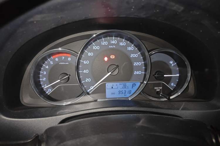 Used Toyota Levin 2017 Revised 185T CVT Elite Edition China V Standard Instrument Cluster