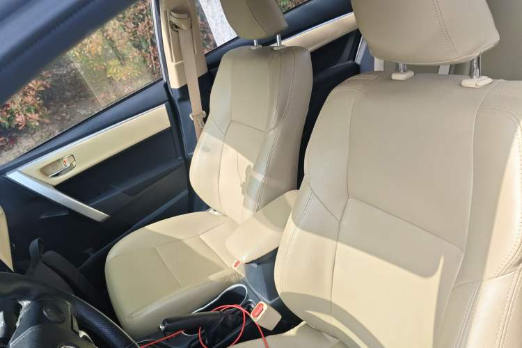 Used Toyota Levin 2017 Revised 185T CVT Elite Edition China V Standard Left Front Seat