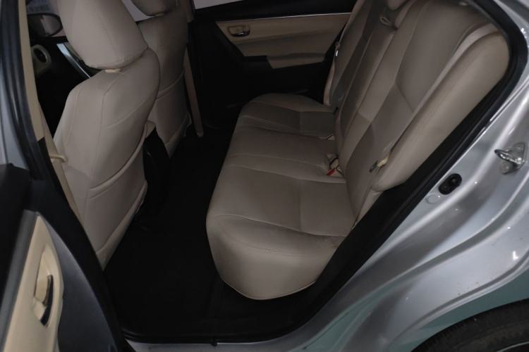 Used Toyota Levin 2017 Revised 185T CVT Elite Edition China V Standard Left Rear Seat