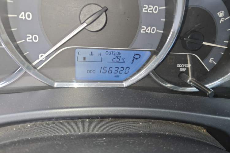 Used Toyota Levin 2017 Revised 185T CVT Elite Edition China V Standard Odometer Close Up