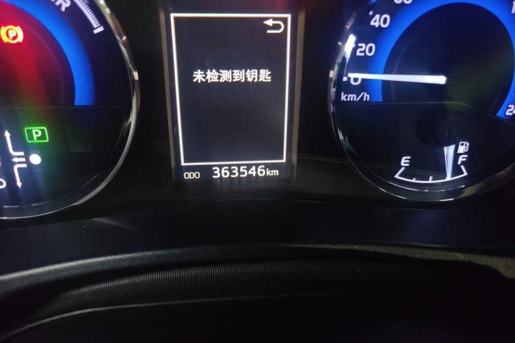 Used Toyota Levin 2017 Revised Dual-Engine 1.8H GS E-CVT Elite Sunroof Version China V Standard Odometer Close Up