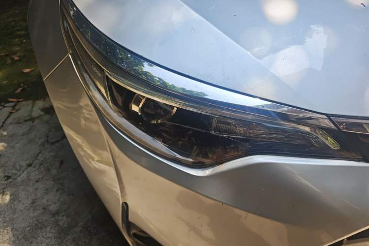 Used Toyota Levin 2017 Revised 185T CVT Elite Edition China V Standard Right Front Headlight