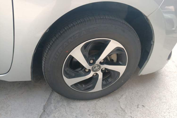 Used Toyota Levin 2017 Revised 185T CVT Elite Edition China V Standard Right Front Wheel Hub