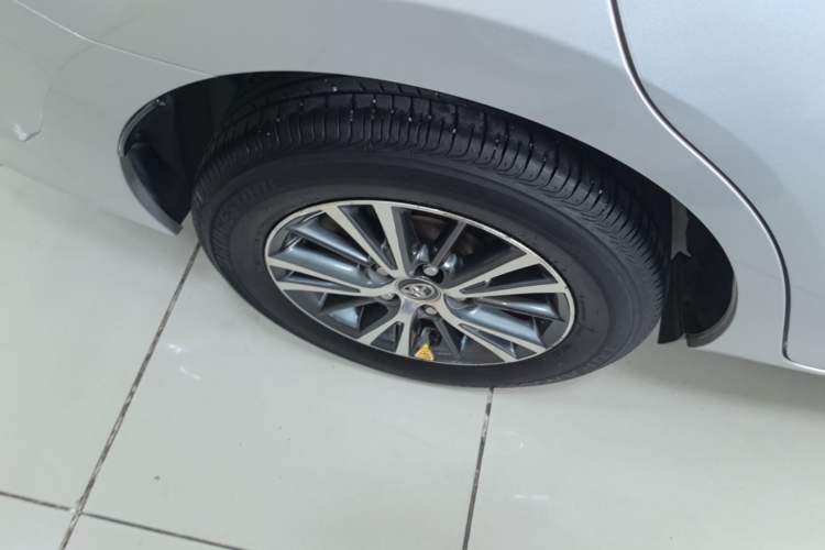 Used Toyota Levin 2017 1.2T G CVT Elite Edition Right Rear Wheel Hub