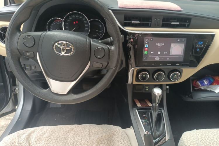 Used Toyota Levin 2017 Revised 185T CVT Elite Edition China V Standard Steering Wheel