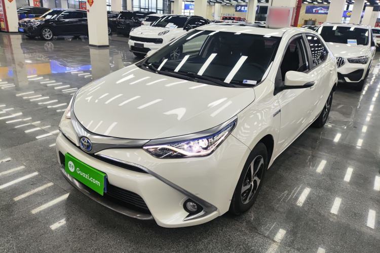 Used Toyota Levin 2017 Revised Dual-Engine 1.8H GS E-CVT Elite Sunroof Version China V Standard Guazi used car, China used car export, Used car for sale, Used  cars, Cheapest cars for sale