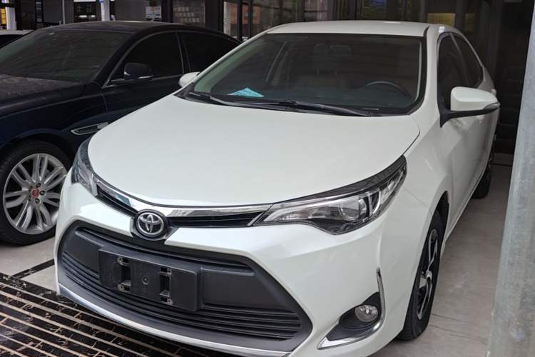 Used Toyota Levin 2017 Revised Version 185T CVT New Sharp Edition China V Standard Guazi used car, China used car export, Used car for sale, Used  cars, Cheapest cars for sale