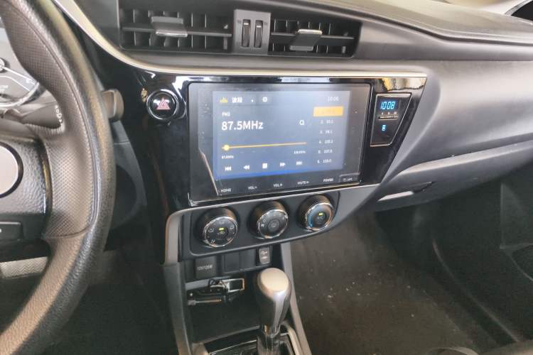 Used Toyota Levin 2017 Revised 185T CVT Elite Edition China V Standard Audio And AC Panel