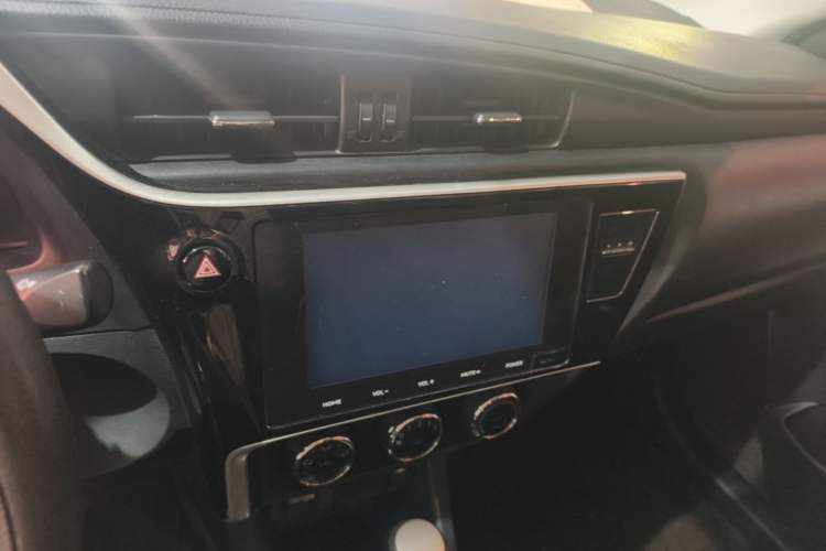 Used Toyota Levin 2017 Revised 185T CVT Elite Edition China V Standard Audio And AC Panel
