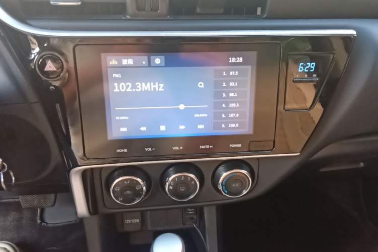 Used Toyota Levin 2017 Revised 185T CVT Elite Edition China V Standard Audio And AC Panel