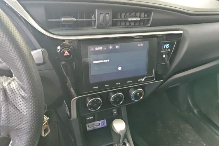 Used Toyota Levin 2017 Revised 185T CVT Elite Edition China V Standard Audio And AC Panel