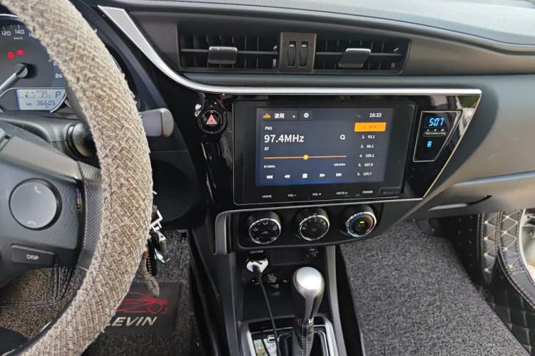 Used Toyota Levin 2017 Revised 185T CVT Elite Edition China V Standard Audio And AC Panel