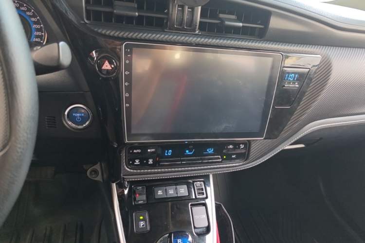 Used Toyota Levin 2017 Revised Dual-Engine 1.8H GS E-CVT Elite Sunroof Version China V Standard Audio And AC Panel