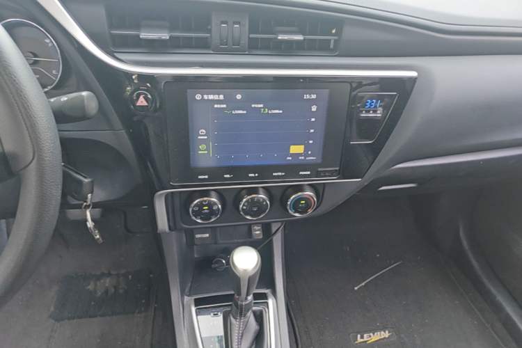 Used Toyota Levin 2017 Revised 185T CVT Elite Edition China V Standard Audio And AC Panel