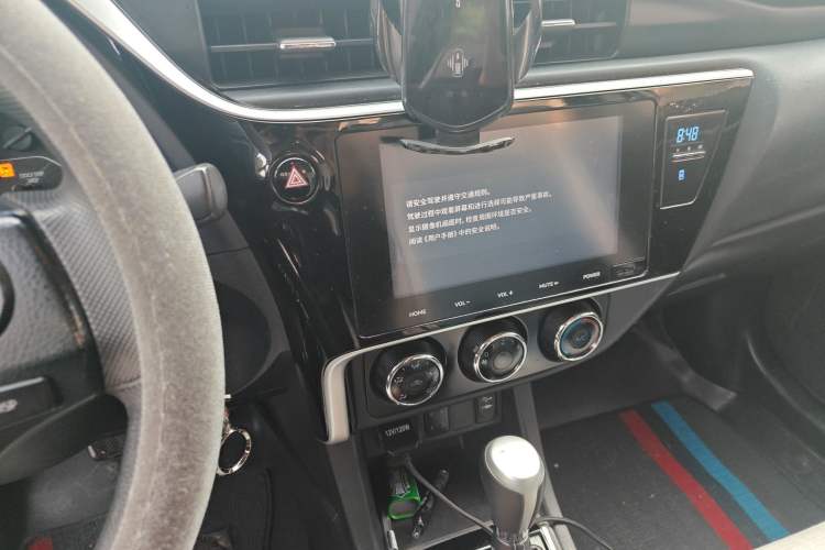 Used Toyota Levin 2017 Revised 185T CVT Elite Edition China V Standard Audio And AC Panel