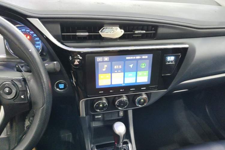 Used Toyota Levin 2017 Revised 1.8 GS CVT Elite Edition China V Standard Audio And AC Panel