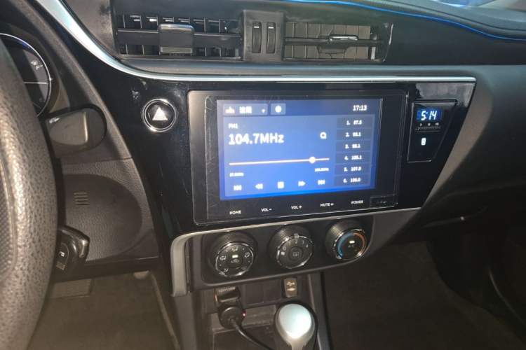 Used Toyota Levin 2017 Revised 185T CVT Elite Edition China V Standard Audio And AC Panel
