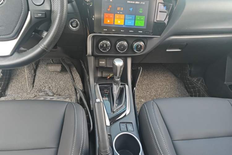 Used Toyota Levin 2017 Revised 185T CVT Elite Edition China V Standard Audio And AC Panel