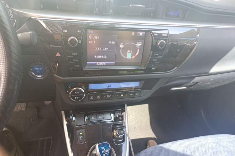 Used Toyota Levin 2017 Revised Dual-Engine 1.8H GS-L E-CVT Leading Edition China V Standard Audio And AC Panel