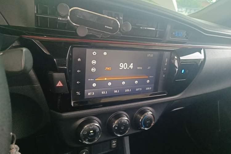 Used Toyota Levin 2017 1.2T V CVT Luxury Edition Audio And AC Panel
