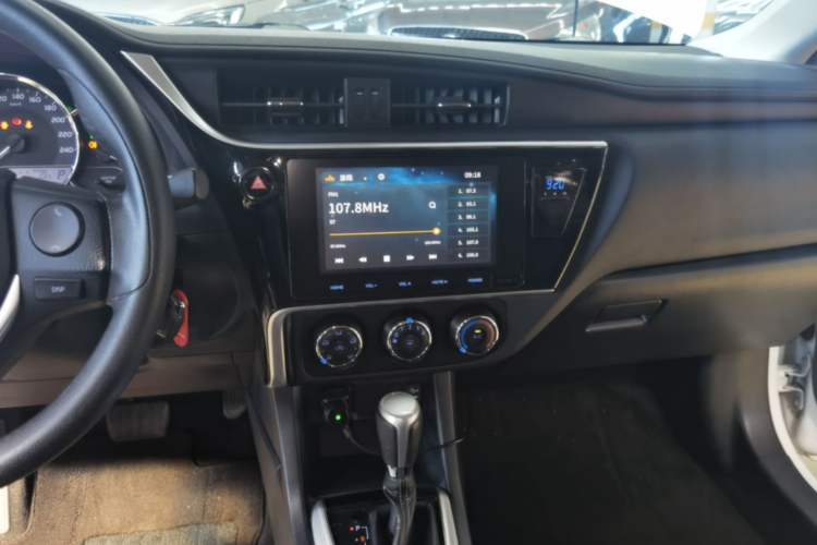 Used Toyota Levin 2017 Revised Version 185T CVT Elite Edition China VI Standard Audio And AC Panel