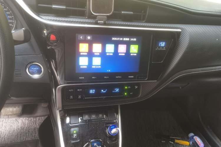 Used Toyota Levin 2017 Revised Dual-Engine 1.8H GS E-CVT Elite Sunroof Version China V Standard Audio And AC Panel
