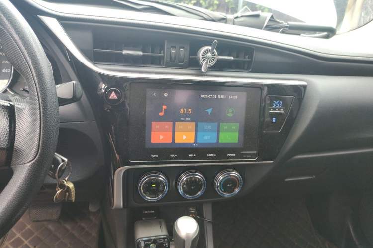 Used Toyota Levin 2017 Revised 185T CVT Elite Edition China V Standard Audio And AC Panel