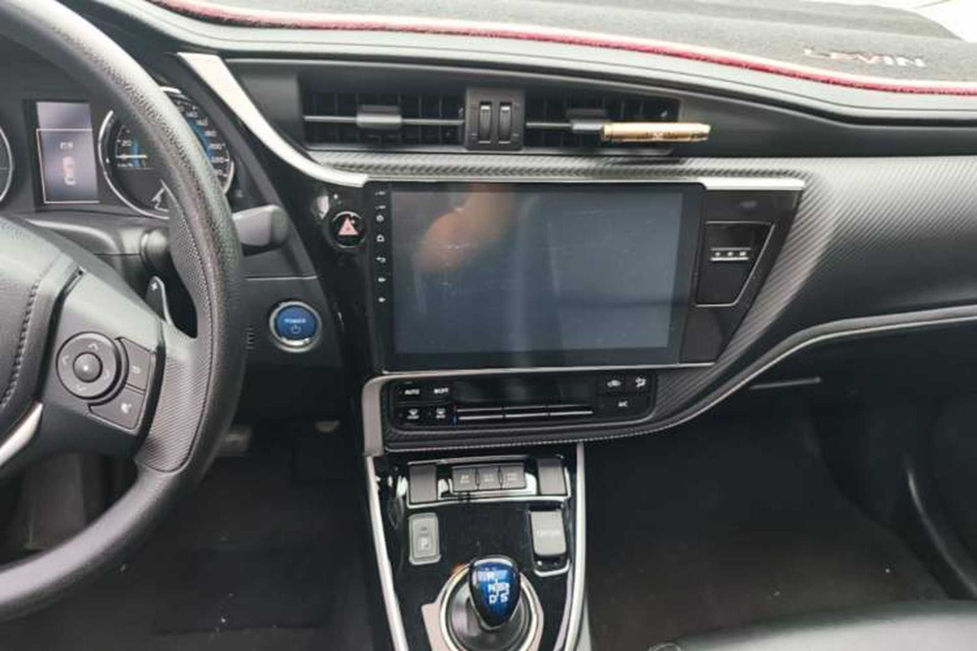 Used Toyota Levin 2017 Revised Dual-Engine 1.8H GS E-CVT Elite Sunroof Version China V Standard Audio And AC Panel