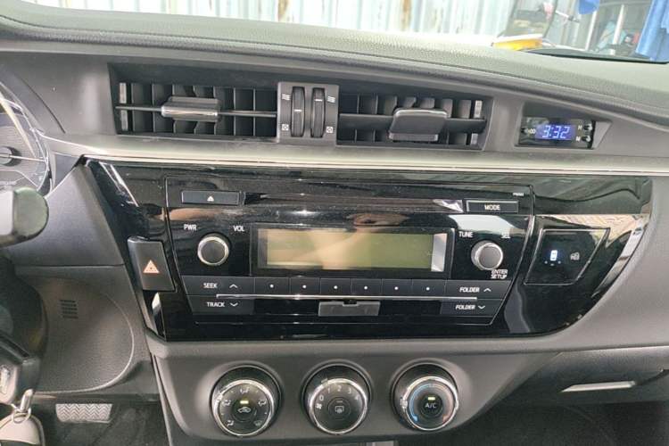 Used Toyota Levin 2017 1.2T G CVT Elite Edition Audio And AC Panel