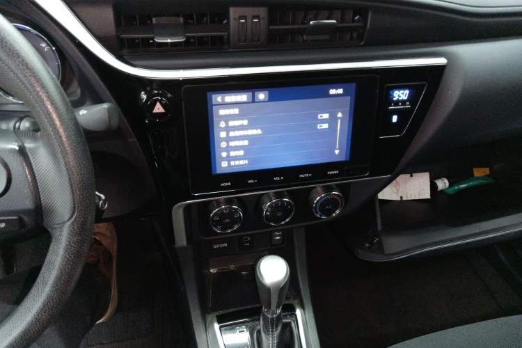 Used Toyota Levin 2017 Revised Version 185T CVT Elite Edition China VI Standard Audio And AC Panel