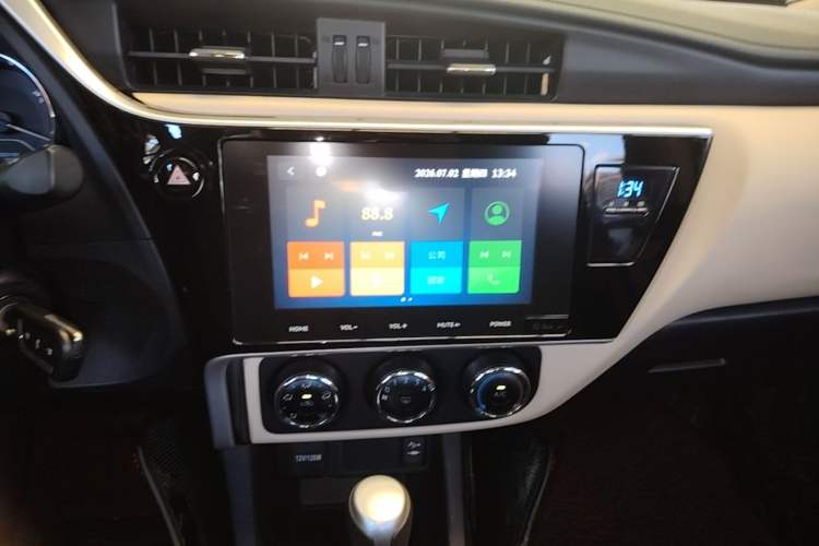 Used Toyota Levin 2017 Revised 185T CVT Elite Edition China V Standard Audio And AC Panel