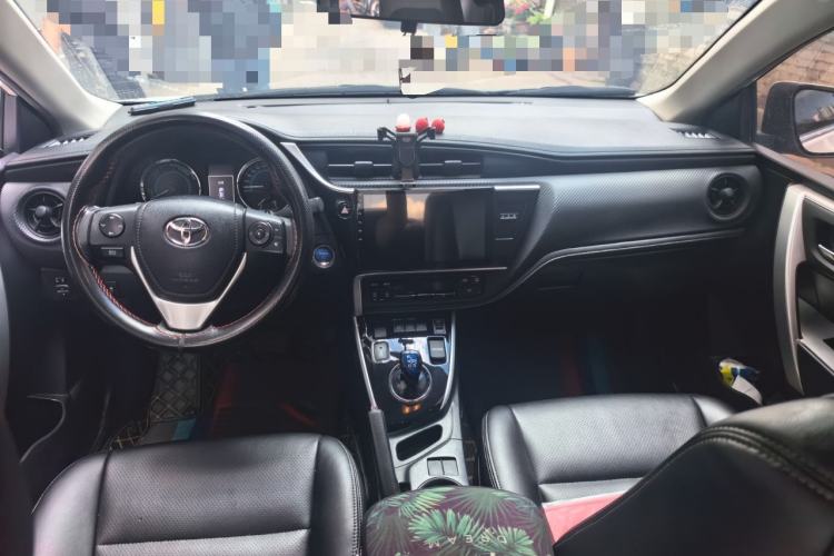 Used Toyota Levin 2017 Revised Dual-Engine 1.8H GS E-CVT Elite Sunroof Version China V Standard Center Console