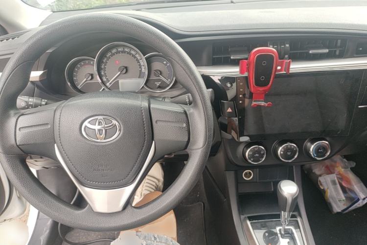 Used Toyota Levin 2017 1.2T G CVT Elite Edition Center Console