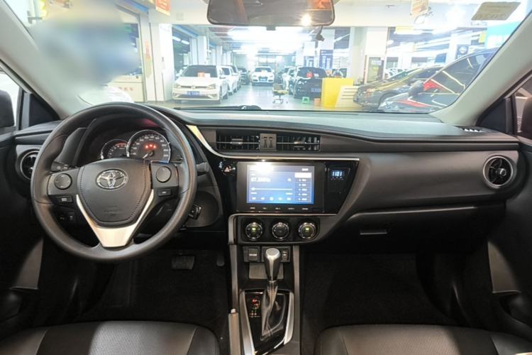 Used Toyota Levin 2017 Revised 185T CVT Elite Edition China V Standard Center Console