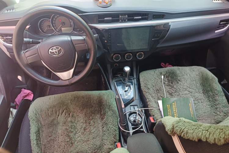 Used Toyota Levin 2017 1.2T G CVT Elite Edition Center Console