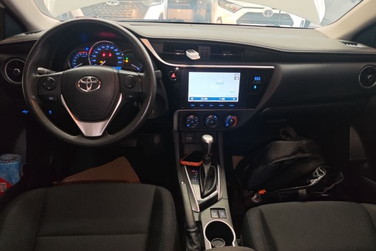 Used Toyota Levin 2017 Revised 185T CVT Elite Edition China V Standard Center Console