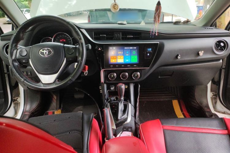 Used Toyota Levin 2017 Revised 185T CVT Elite Edition China V Standard Center Console