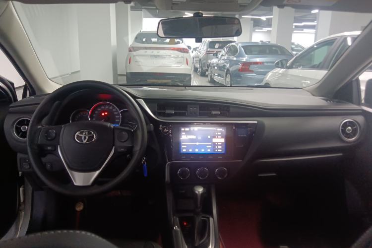 Used Toyota Levin 2017 Revised 185T CVT Elite Edition China V Standard Center Console
