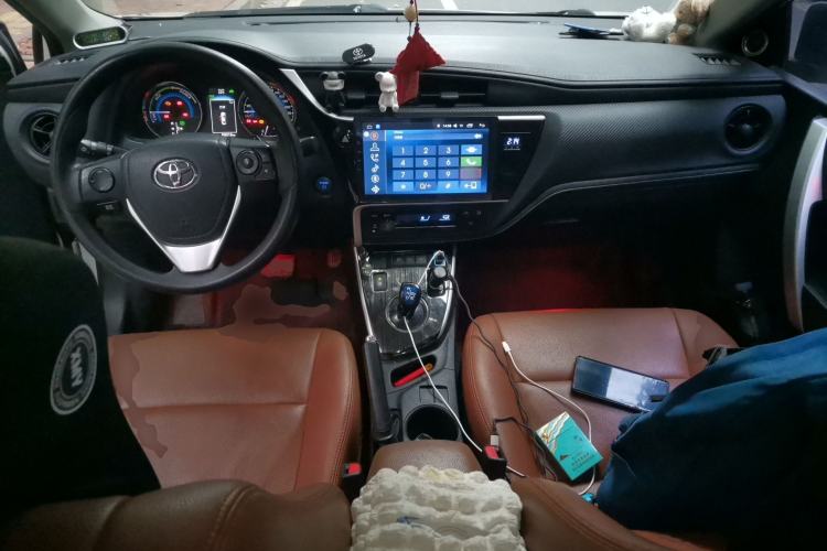 Used Toyota Levin 2017 Revised Dual-Engine 1.8H GS E-CVT Elite Sunroof Version China V Standard Center Console