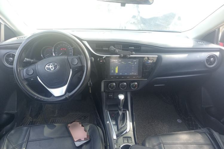 Used Toyota Levin 2017 Revised 185T CVT Elite Edition China V Standard Center Console