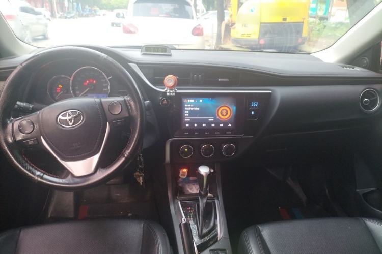Used Toyota Levin 2017 1.2T V CVT Luxury Edition Center Console
