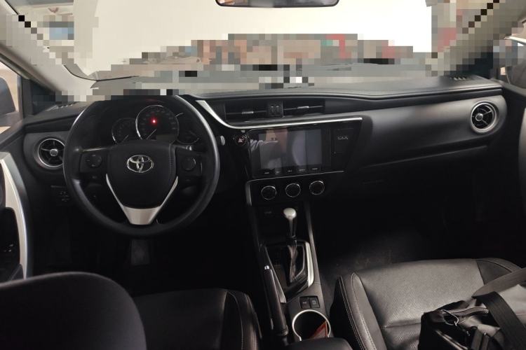 Used Toyota Levin 2017 Revised 185T CVT Leading Edition China V Standard Center Console