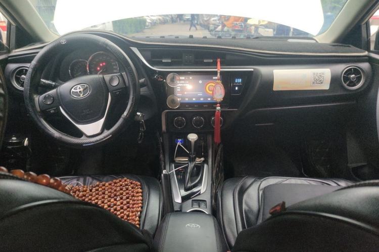 Used Toyota Levin 2017 Revised 185T CVT Elite Edition China V Standard Center Console