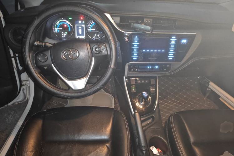 Used Toyota Levin 2017 Revised Dual-Engine 1.8H GS E-CVT Elite Sunroof Version China V Standard Center Console